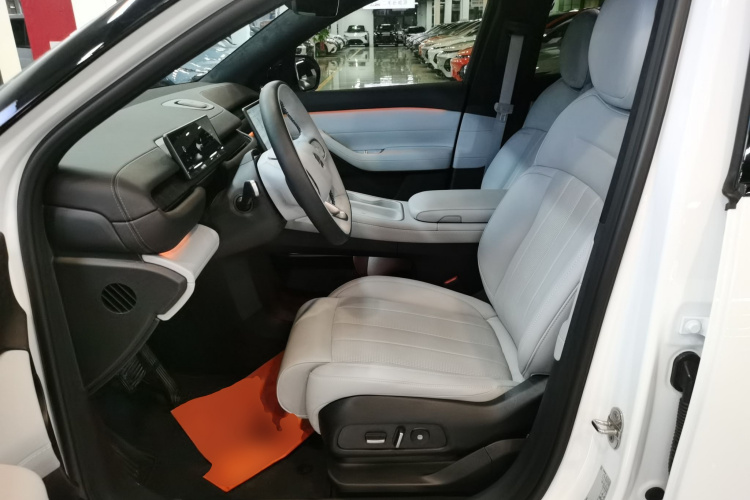 蔚来ES6 2024款 75kWh中控内饰19