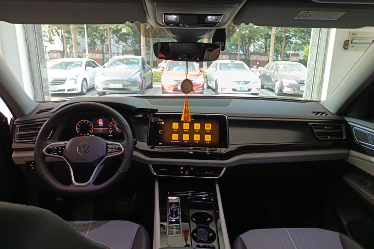 大众 途昂 2024款 330TSI 两驱龙腾版中控内饰12