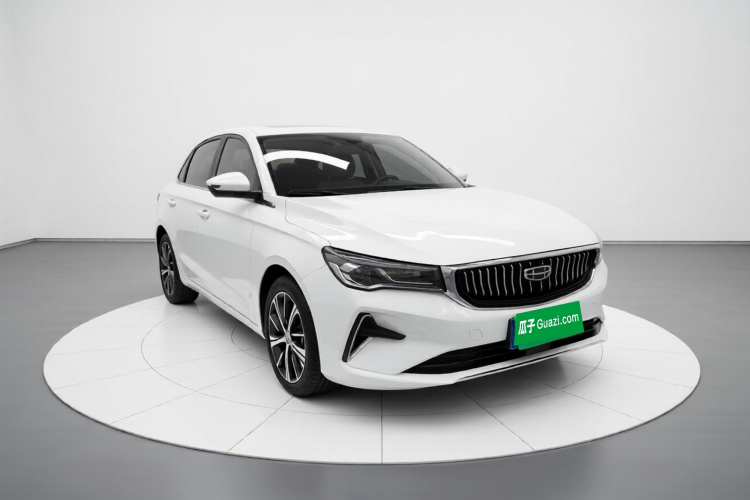 吉利汽车 帝豪 2023款 第4代冠军版 1.5L CVT尊贵型车身外观3