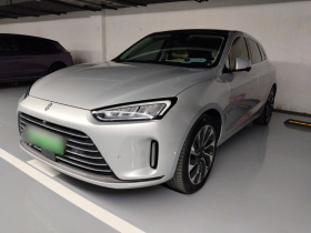 鸿蒙智行 问界M5 2022款 增程四驱性能版