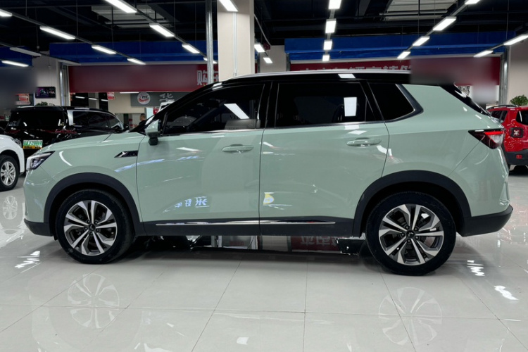 五菱汽车 五菱星辰 2021款 1.5T CVT星曜版车身外观6009