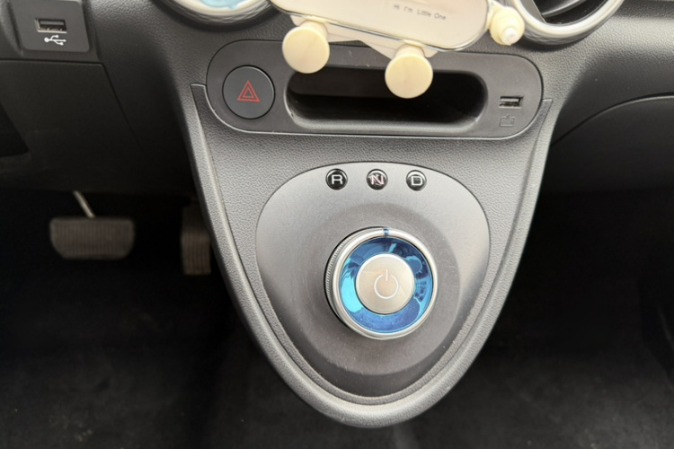 欧拉黑猫 2021款 301km 萌宠版局部细节18