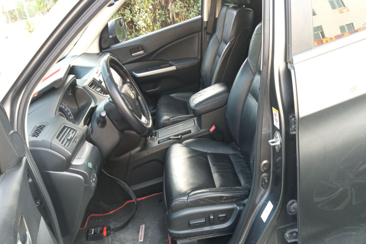 本田CR-V 2012款 2.4L 四驱豪华版局部细节19