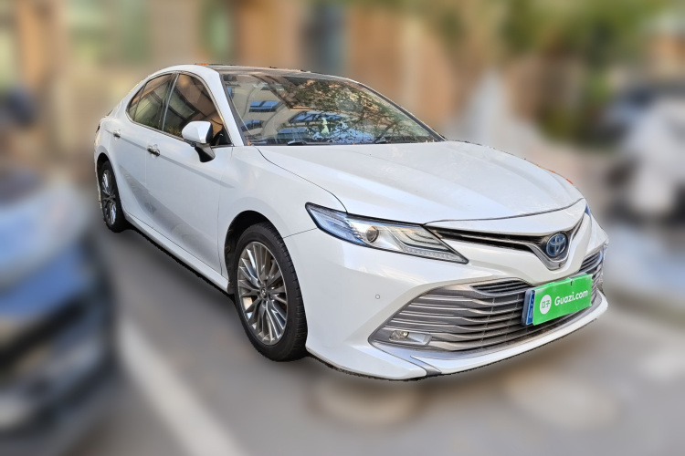 丰田 凯美瑞 2018款 双擎 2.5HG 豪华版车身外观3