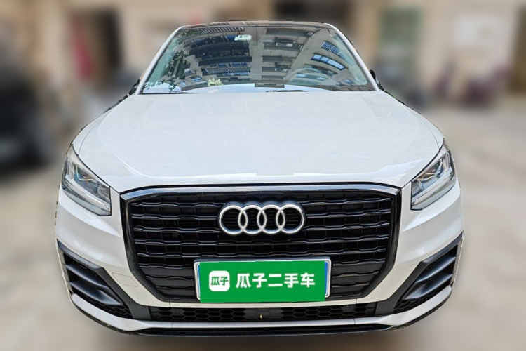 奥迪Q2L 2020款 35 TFSI 时尚动感型车身外观2