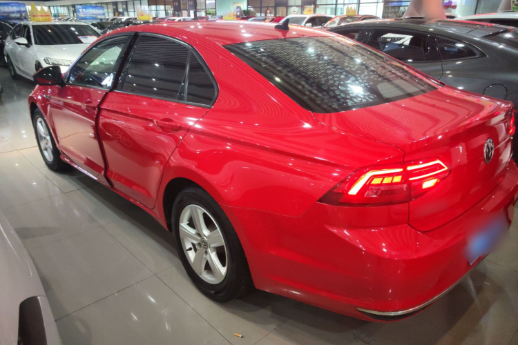 大众 凌渡 2021款 230TSI DSG风尚版车身外观4