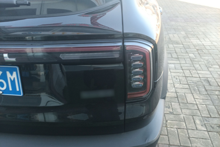 哈弗大狗 2024款 1.5T DCT边牧版车身外观9