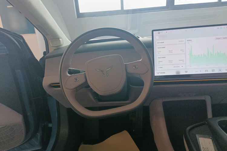 红旗天工05 2025款 750智选版局部细节13