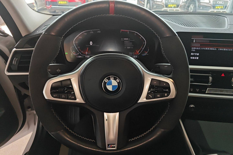 宝马3系 2022款 320Li M运动套装中控内饰13