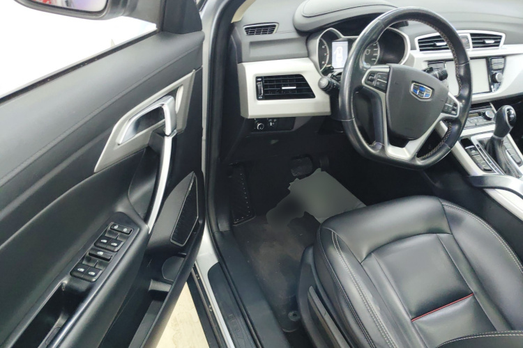 吉利汽车 博越 2018款 1.8TD 自动两驱智雅型中控内饰20