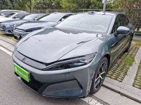 比亚迪 汉L 2025款 DM-p 四驱激光雷达旗舰型