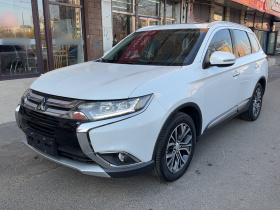 三菱 欧蓝德 2018款 2.4L 四驱精英版 5座