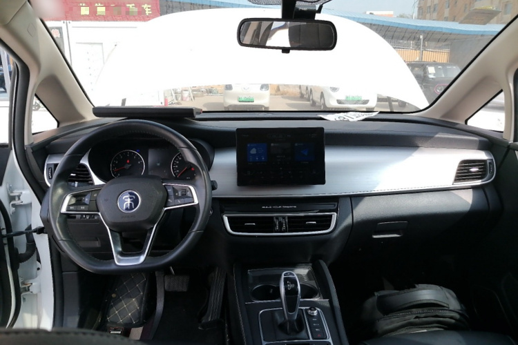 比亚迪 宋MAX 2021款 升级版 1.5T 自动豪华型 6座中控内饰7002