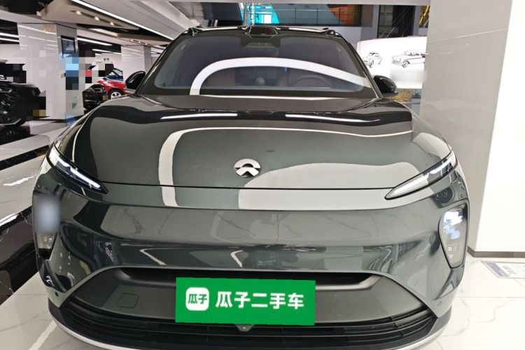 蔚来ES8 2024款 100kWh 签名版车身外观2