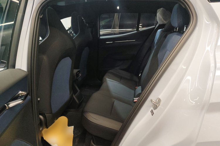 沃尔沃EX30 2025款 后驱长续航版 Plus中控内饰21