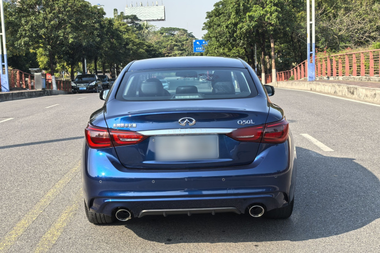 英菲尼迪Q50L 2018款 2.0T 逸享版 国VI车身外观6005