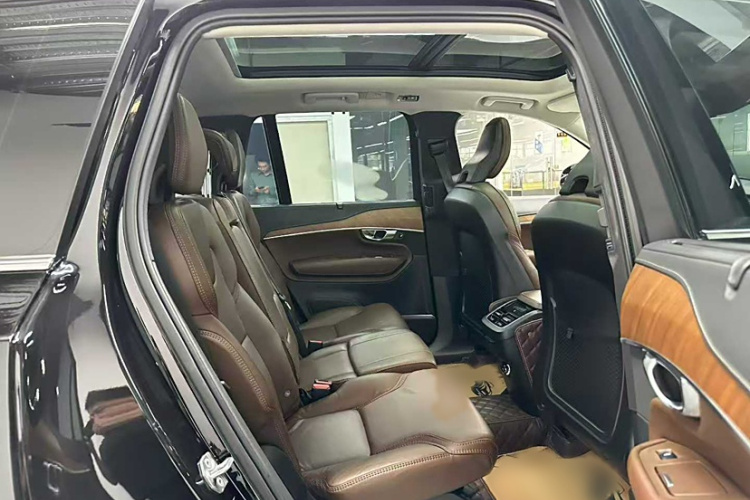 沃尔沃XC90 2019款 T6 智雅版 7座 国V中控内饰7005