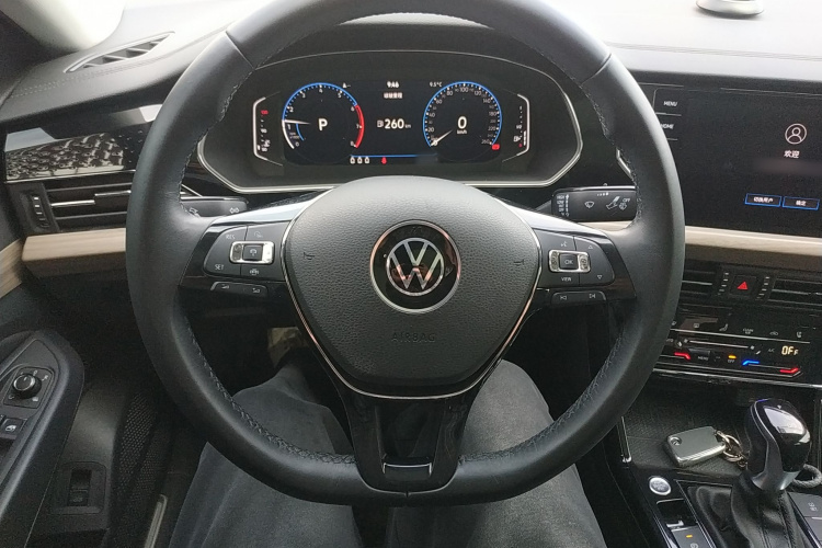 大众 帕萨特 2021款 330TSI 豪华版中控内饰13