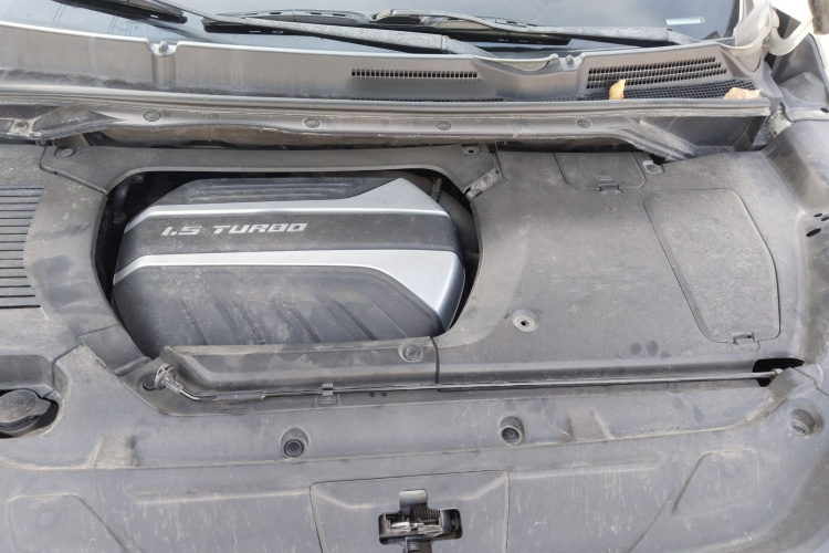 上汽大通MAXUS 大通G50 2019款 1.5T 首发款自动豪华版 6座局部细节24