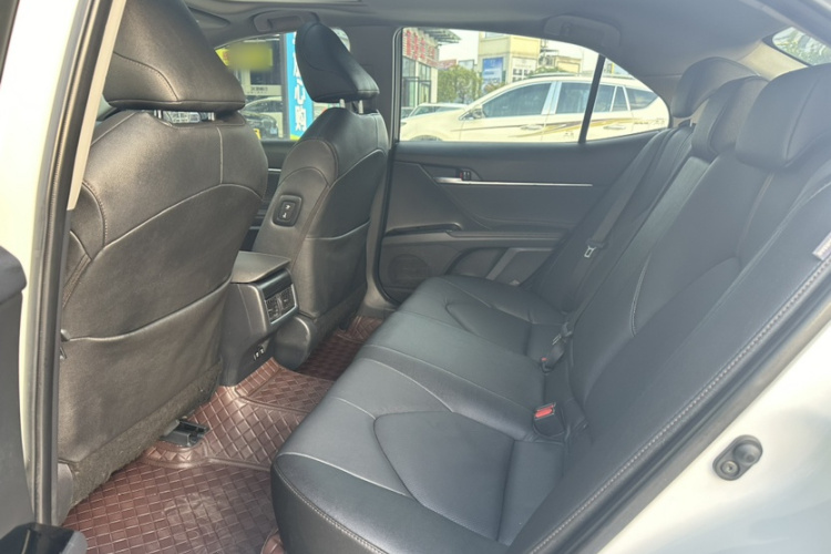 丰田 凯美瑞 2021款 2.0G 豪华版中控内饰7008