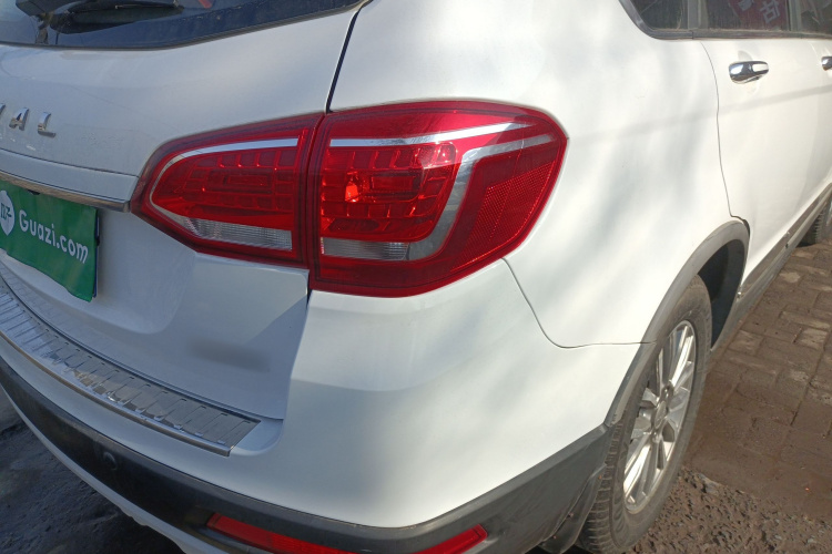 哈弗H6 2018款 红标 运动版 1.5T 手动两驱精英型车身外观9