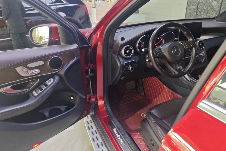 奔驰GLC 2016款 GLC 300 4MATIC 豪华型中控内饰20