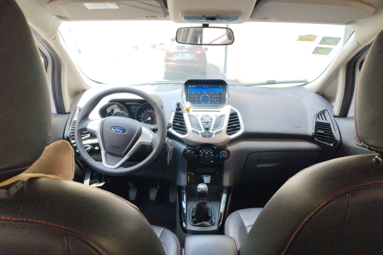 福特 翼搏 2013款 1.5L 手动风尚型中控内饰12