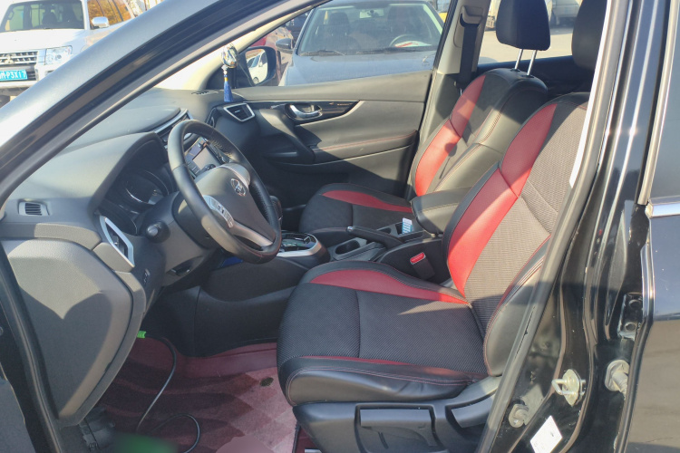 日产 逍客 2017款 2.0L CVT豪华版 国V局部细节19