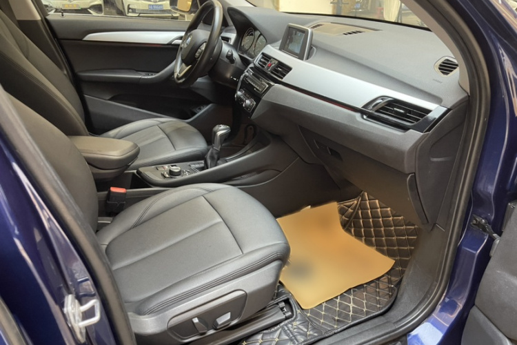 宝马X1 2018款 sDrive20Li 领先型局部细节41