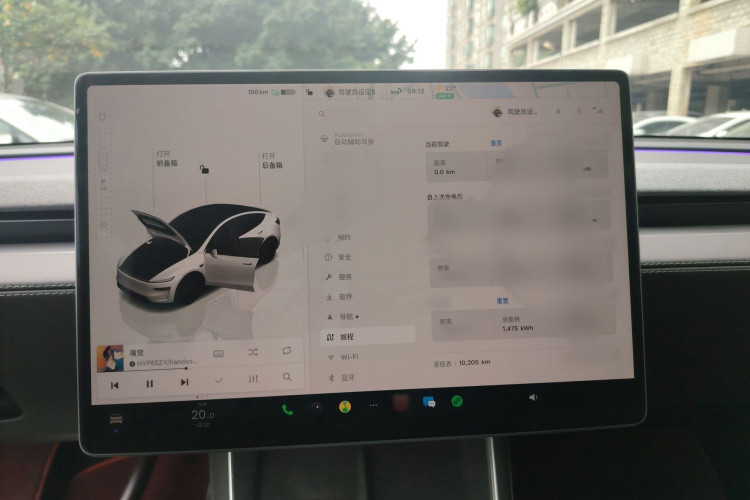 特斯拉 Model Y 2025款 改款 长续航全轮驱动版局部细节14