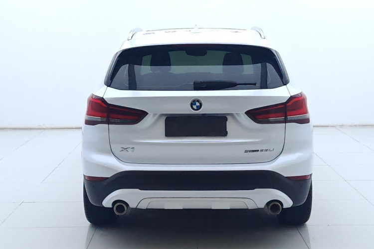 宝马X1 2020款 sDrive25Li 领先型车身外观6004