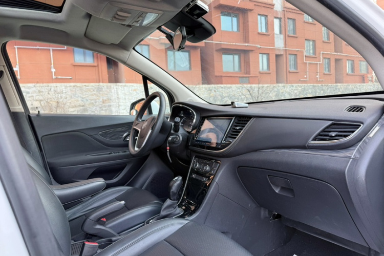 别克 昂科拉 2016款 18T 自动两驱都市领先型中控内饰7004