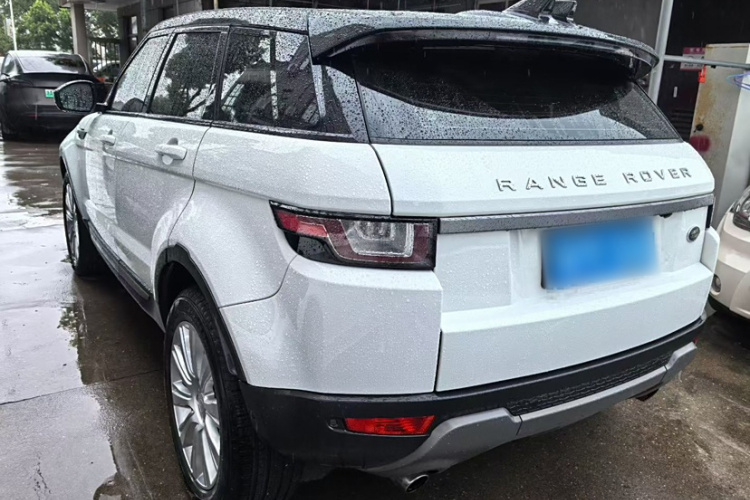 路虎 揽胜极光 2018款 240PS SE 智耀版车身外观6003