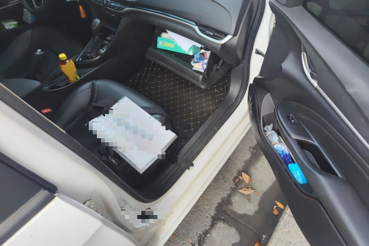 别克 英朗 2016款 15N 自动豪华型局部细节9005