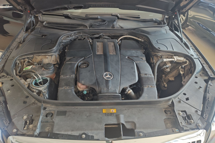 奔驰S级 2016款 S 320 L 商务型机舱底盘24