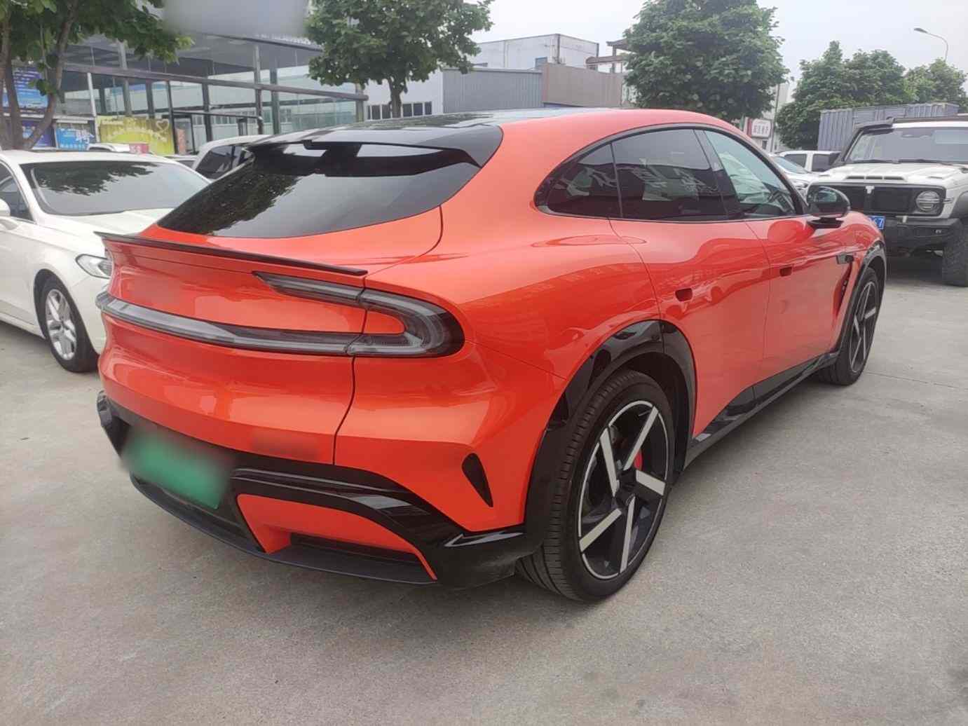 小米汽车 小米YU7 2025款 超长续航高性能四驱Max版(5)