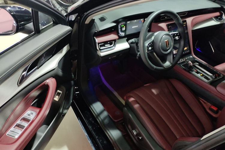 红旗H5 2025款 1.5T DCT旗韵版中控内饰20