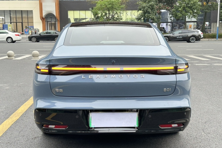 零跑汽车 零跑B01 2025款 650悦享版车身外观6008