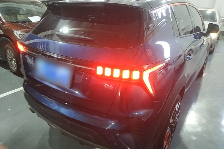 领克06 2020款 1.5T 耀Halo车身外观6005