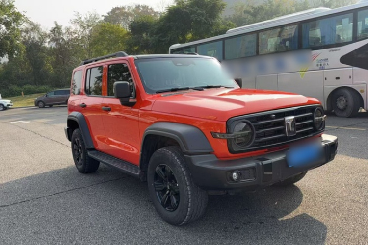 坦克300 2023款 越野版 2.0T 征服者车身外观6005