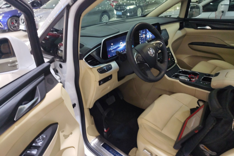 别克GL8 2023款 ES陆尊 尊享型中控内饰20