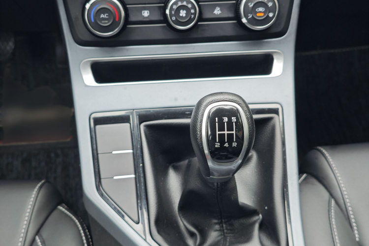 吉利汽车 帝豪 2021款 UP 1.5L 手动舒适型局部细节18