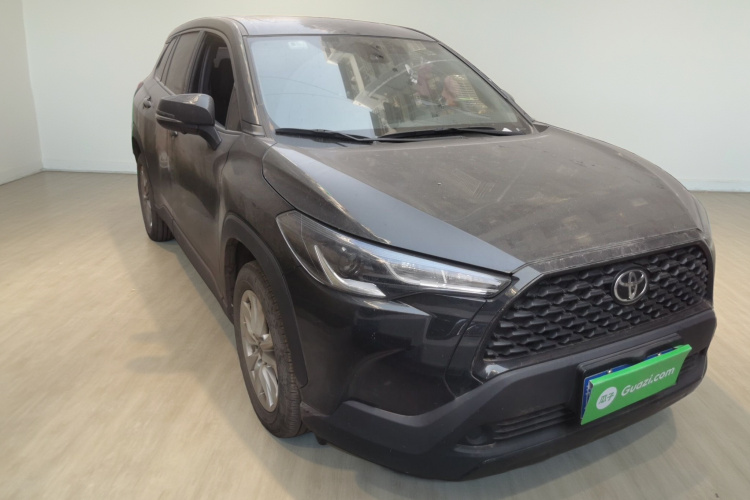 丰田 卡罗拉锐放 2022款 2.0L 精英版车身外观3