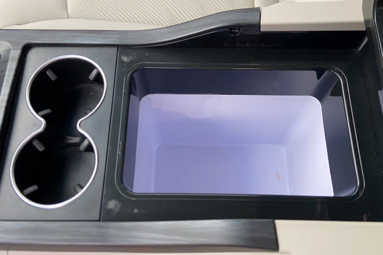 别克GL8 2021款 陆上公务舱 652T 舒适型中控内饰7007