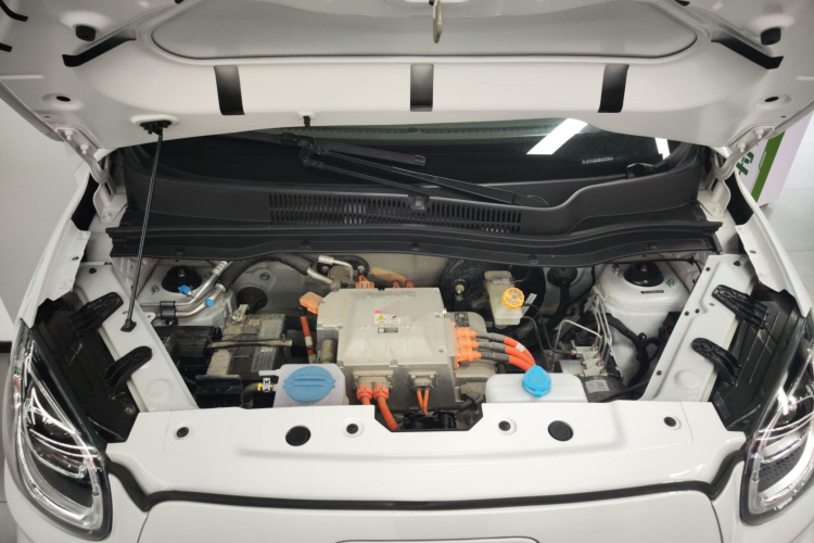 零跑汽车 零跑T03 2024款 403舒享版机舱底盘24