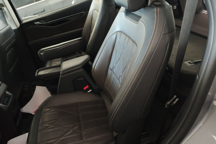 福特 2025款 锐界L 2.0T EcoBoost E混动四驱七座至尊型中控内饰21