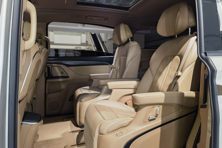 别克GL8 2021款 ES陆尊 653T 豪华型中控内饰7002