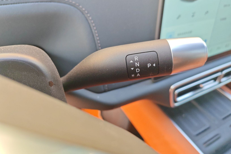 理想汽车 理想L9 2024款 Ultra局部细节18