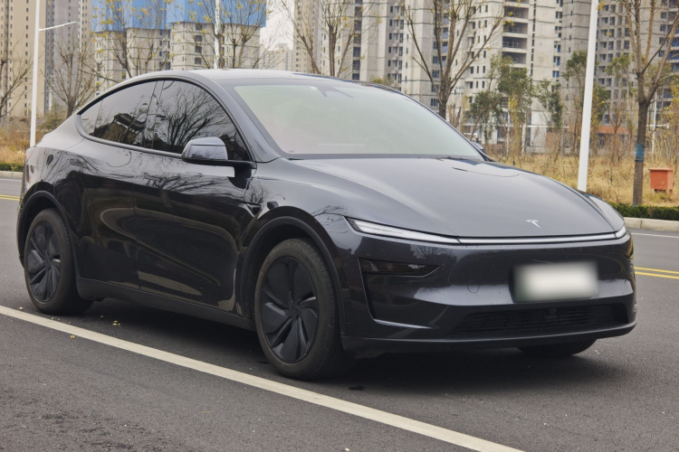 特斯拉 Model Y 2025款 后轮驱动版车身外观6002