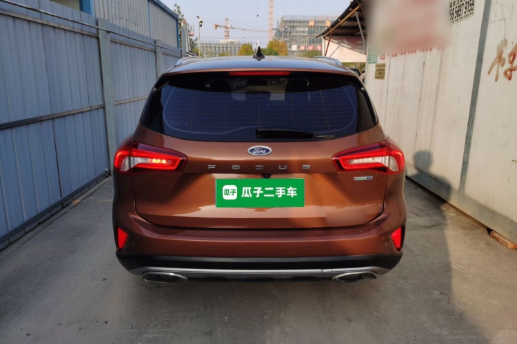 福特 福克斯 2021款 猎装版 EcoBoost 180 自动猎潮型车身外观6004